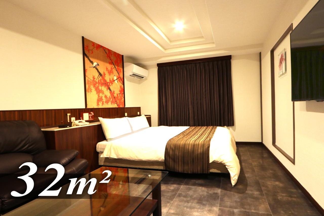 โรงแรมคะนะเดะ นัมบะ โรงแรม 3*