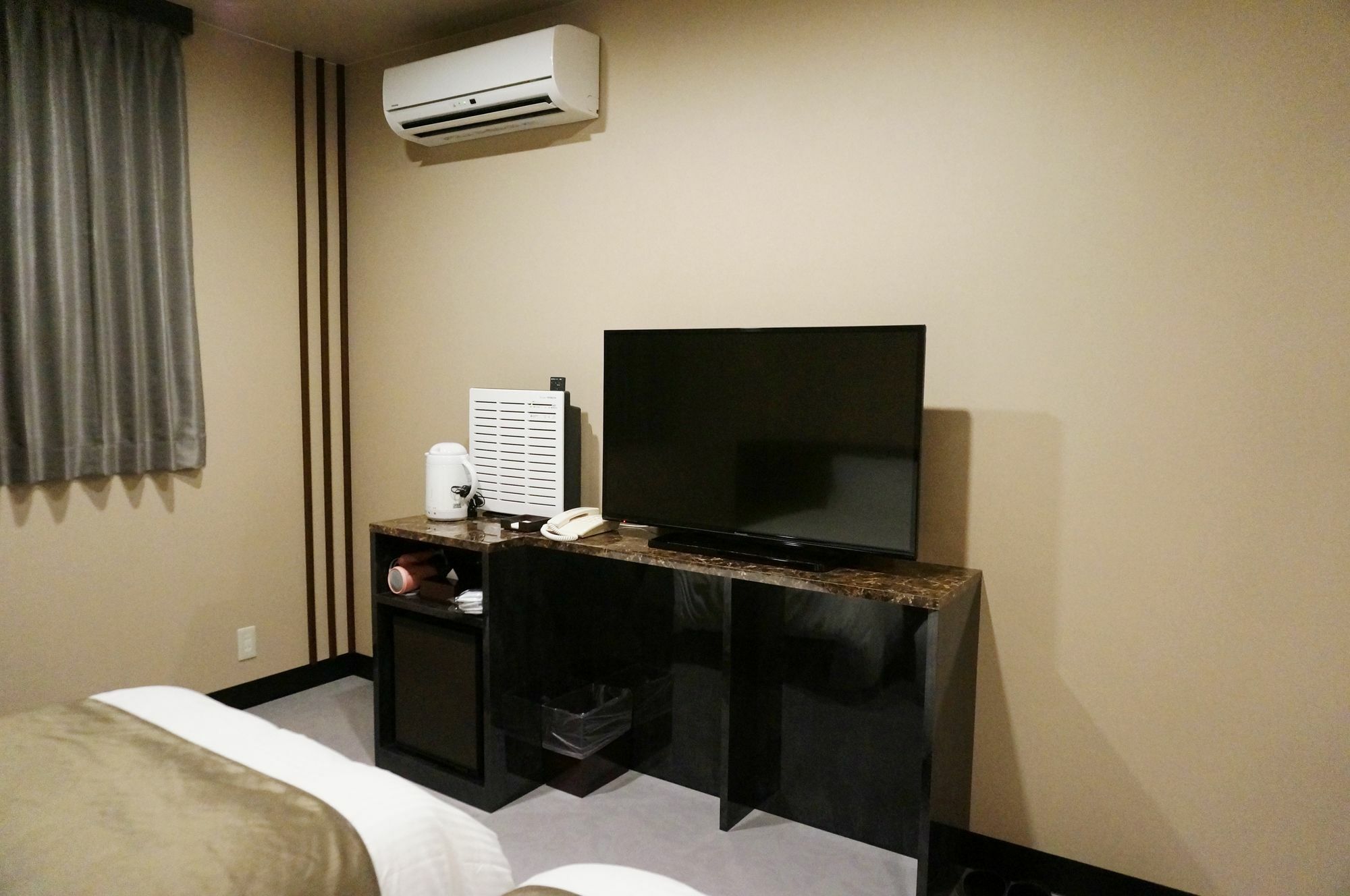 โรงแรม โรงแรมคะนะเดะ นัมบะ